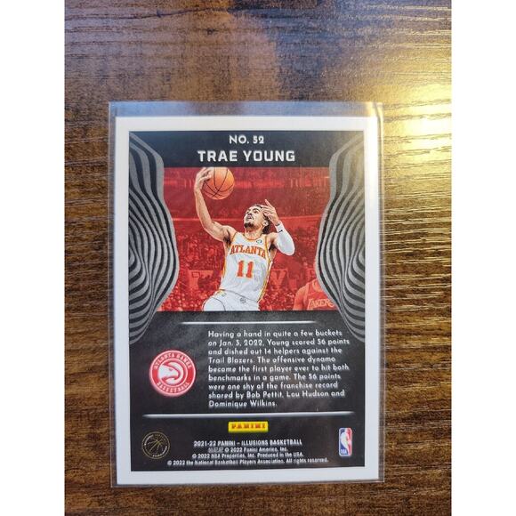 Trae Young 2021-2022 Panini Illusions #52 - Atlanta Hawks - Fresh Pull - Picture 2 of 2
